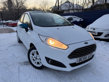 FORD FIESTA 1.0T EcoBoost Zetec White Edition Euro 6 (s/s) 5dr